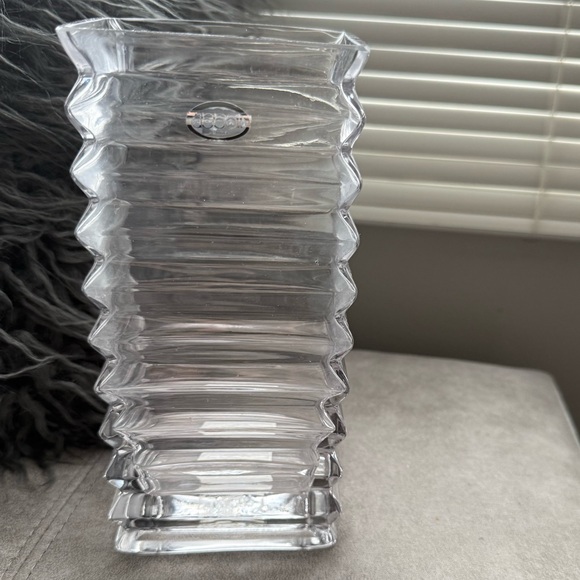 Glass Ribbed Vase Abbott Collection - Picture 6 of 11